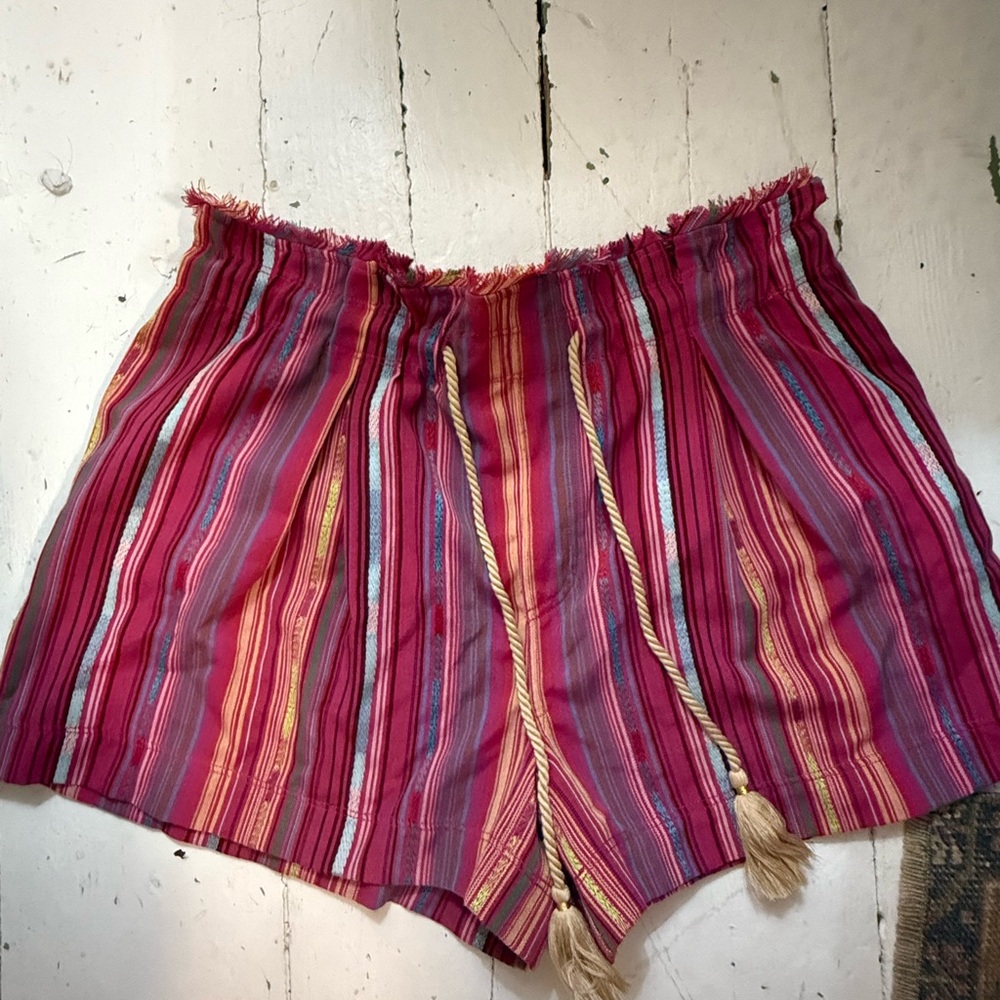 Anthropologie Bermuda Shorts in Coral with Relaxed Fit and Breathable Fabric